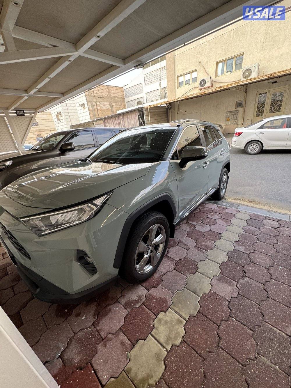 للبيع راف فور 2019 عداد 14 صبغ الوكاله سيرفيس منتظم شرط الفحص بصمه4