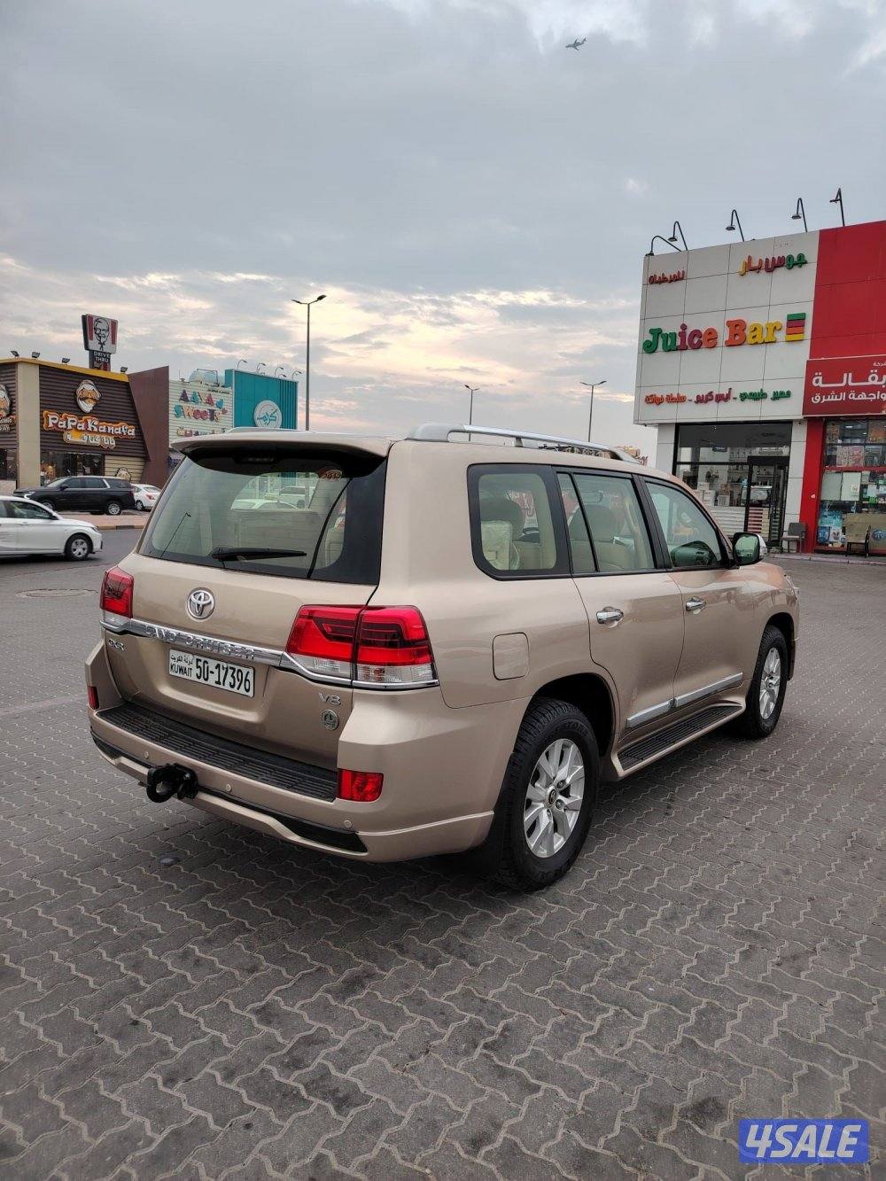 لاند كروز 2017 الساير مخمل عداد 164 الف1