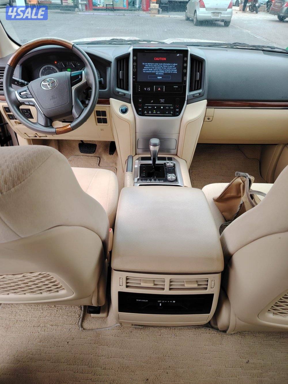 لاند كروز 2017 الساير مخمل عداد 164 الف3