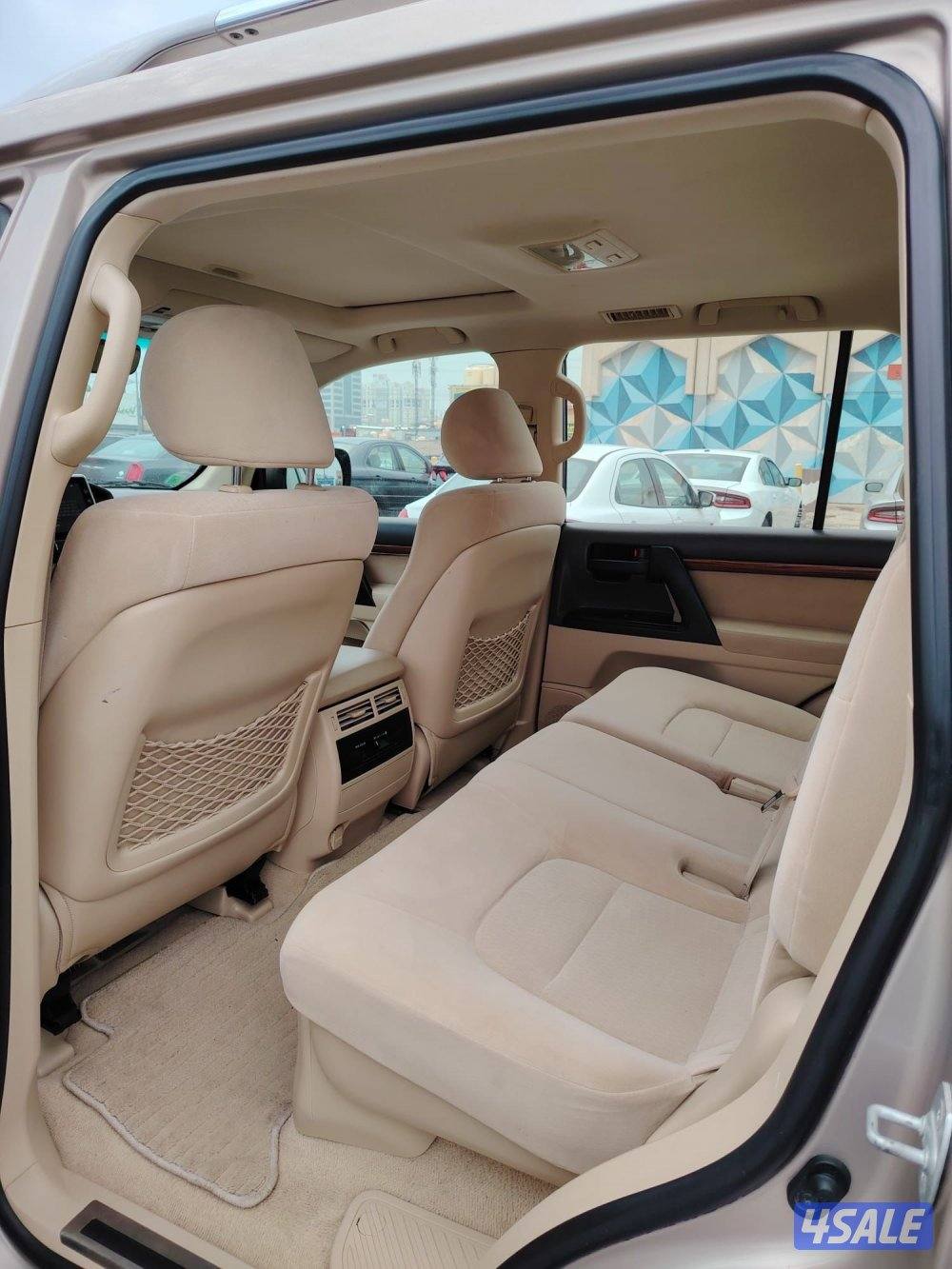 لاند كروز 2017 الساير مخمل عداد 164 الف6