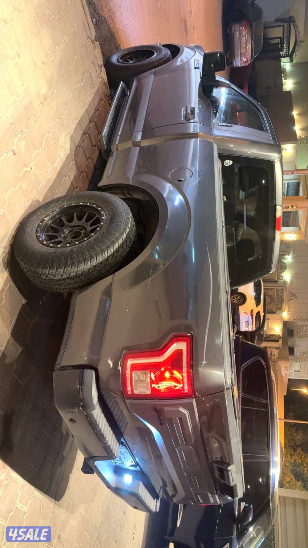 للبيع وانيت f150 موديل 20162