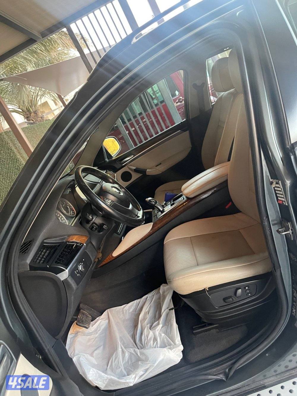 للبيع بي ام X6 موديل 2012 شرط الفحص سته سلندر4