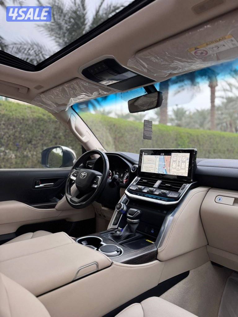 لاندكروزر VX ٢٠٢٢ ماشي ٣٥ صبغ الوكاله بالكامل3