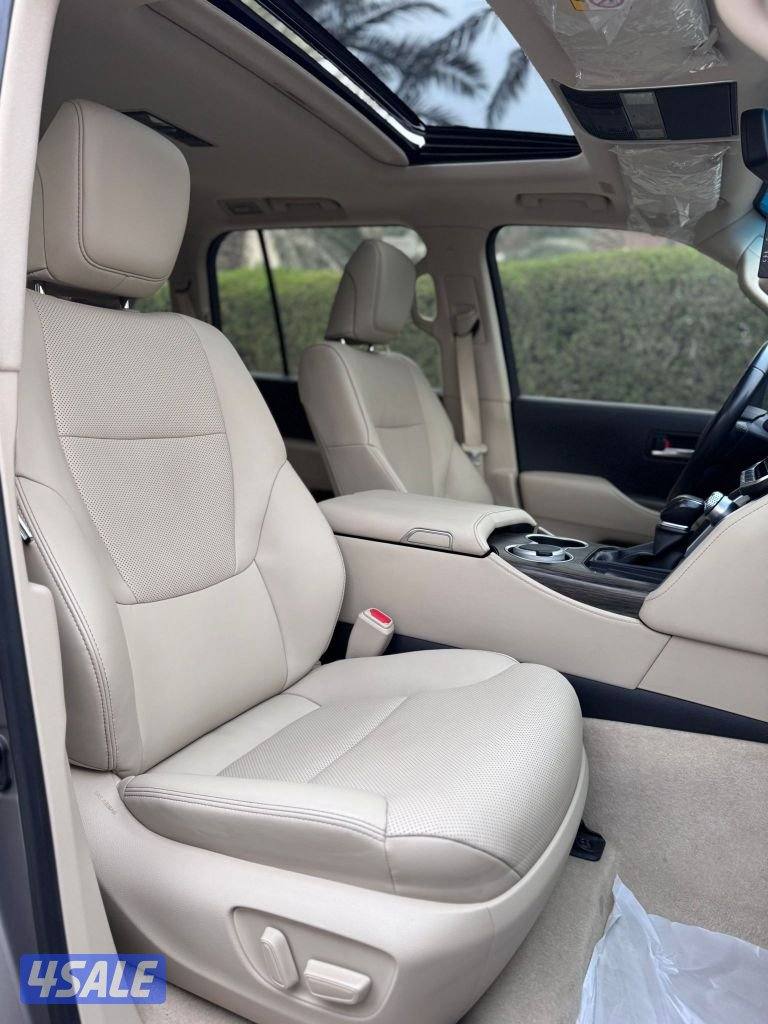 لاندكروزر VX ٢٠٢٢ ماشي ٣٥ صبغ الوكاله بالكامل4