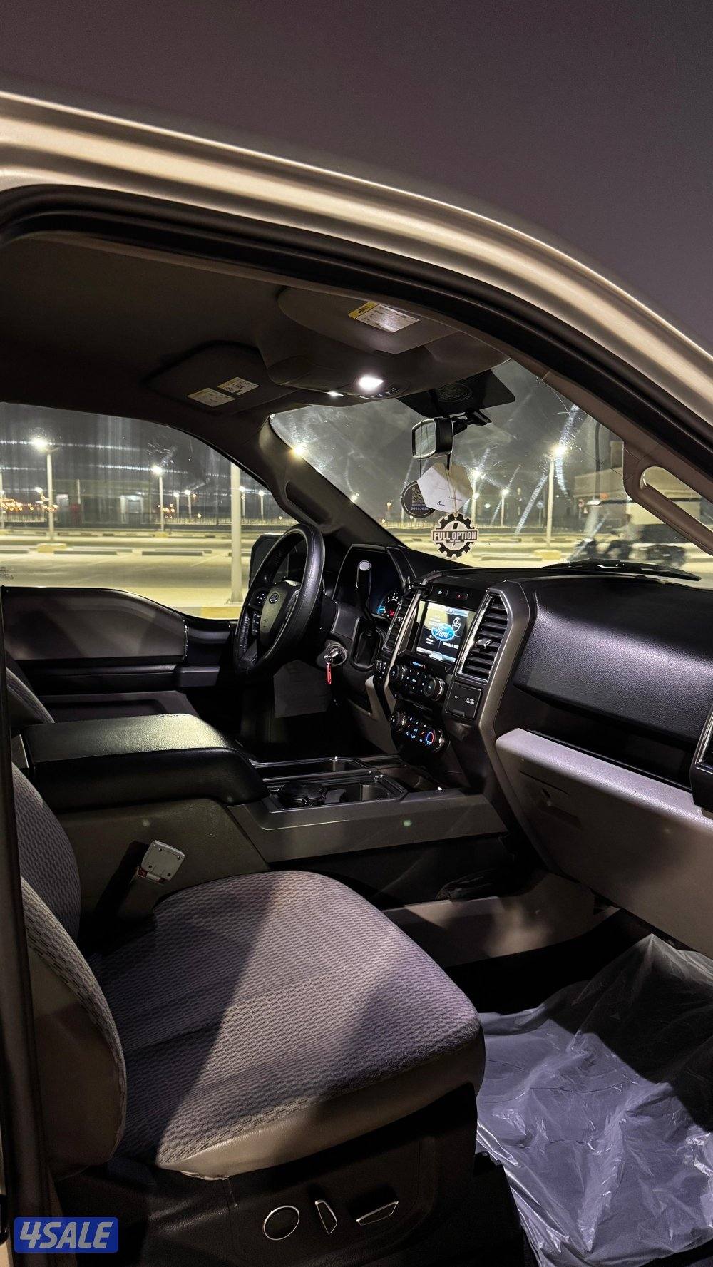 وانيت فورد F-1504