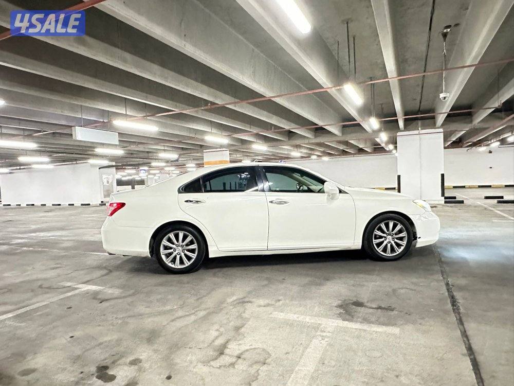 لكزسEsالسعر 10002