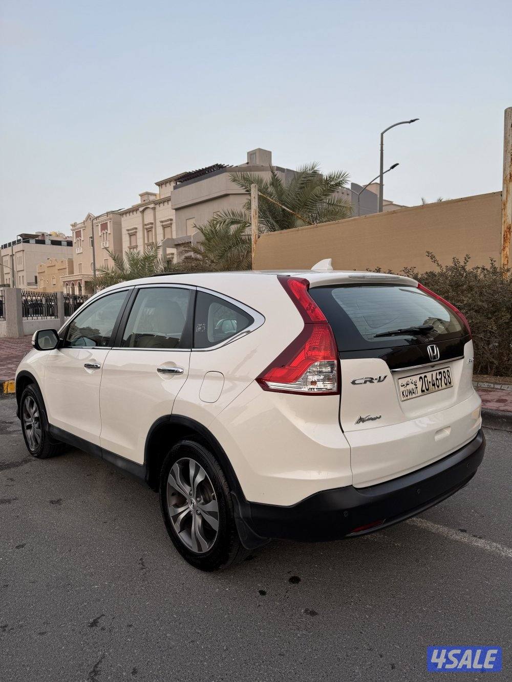هوندا CRV 2012 بحاله ممتازه جداً5