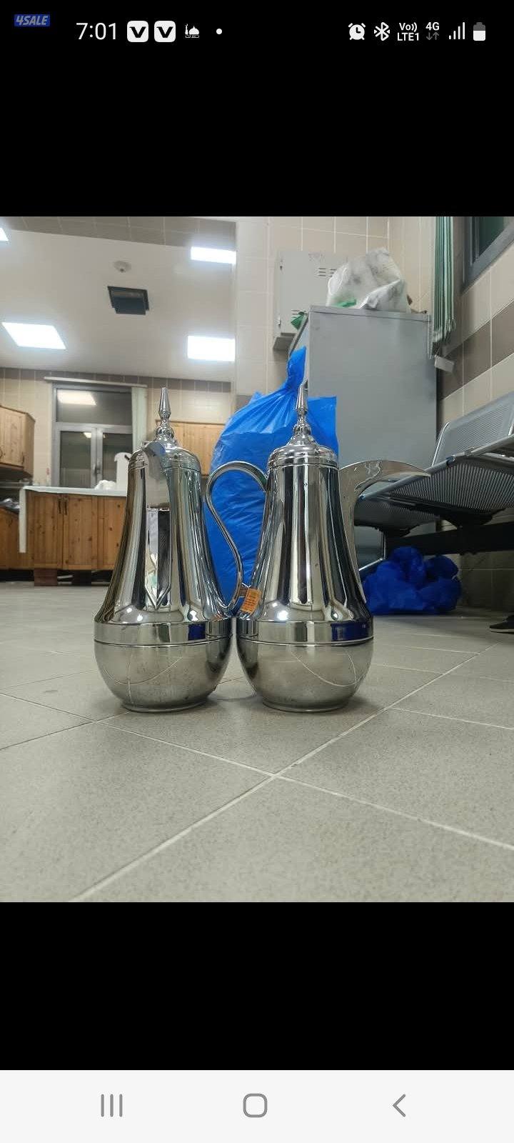 تقديم القهوة العربي والشاي والتمور14