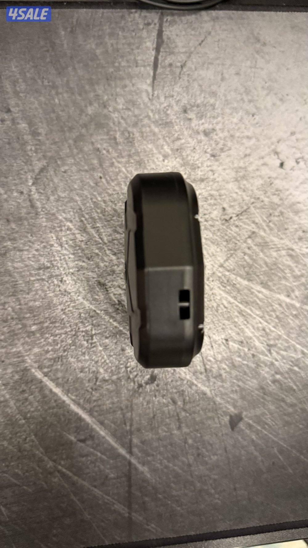 جهاز تتبع صوت وموقع شحن يبقى من 3 الى 6 شهور مستعمل شبه جديد صامل حاضر1