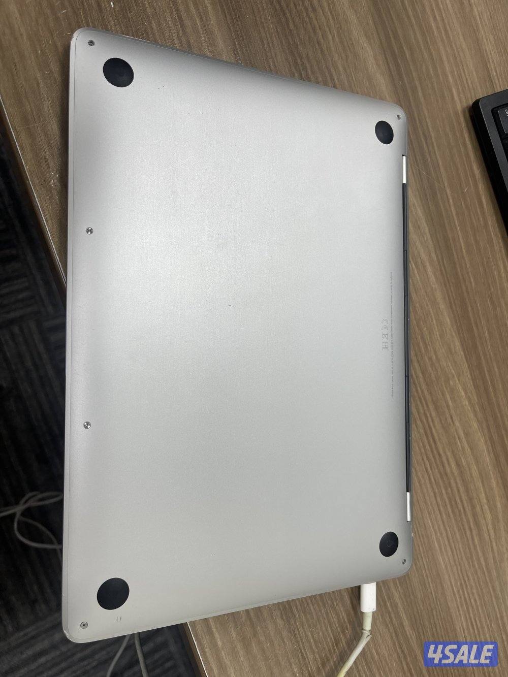 💻 MacBook Pro 13-inch (2020) – For Sale5