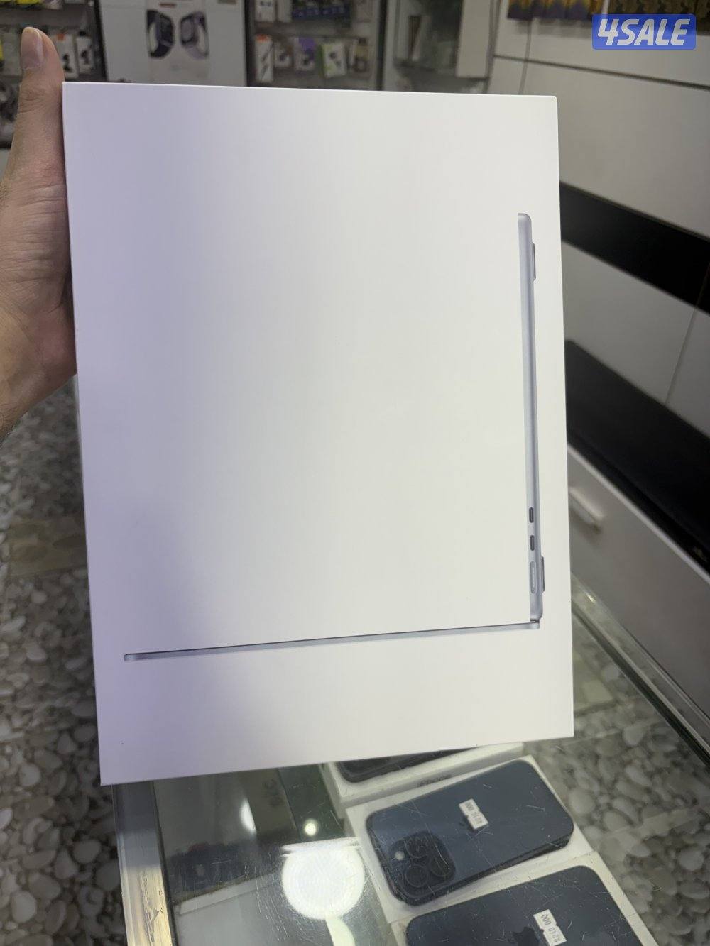 ماك بوك اير جديد m43