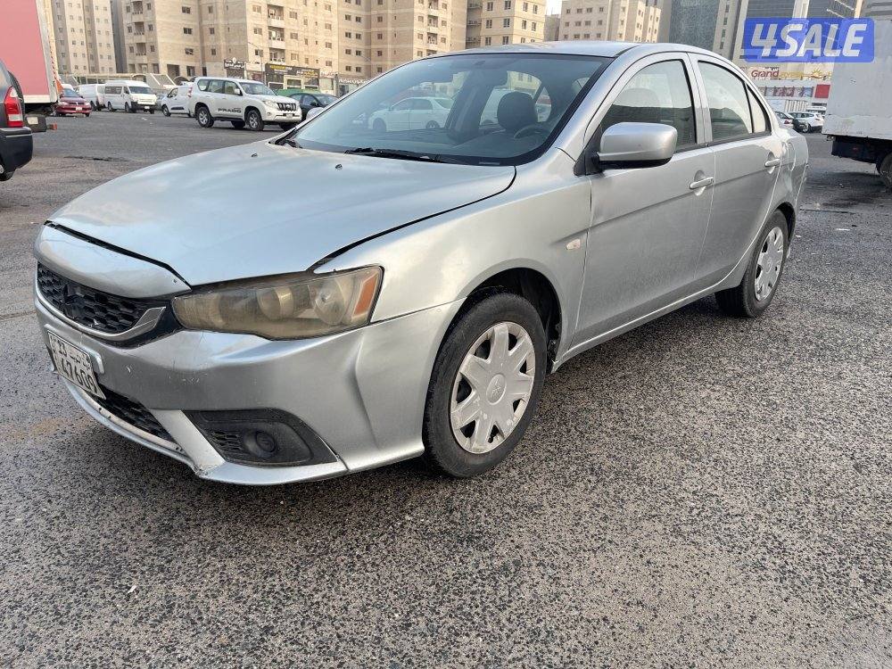 للبيع ميتسوبيشي لانسر موديل 20156