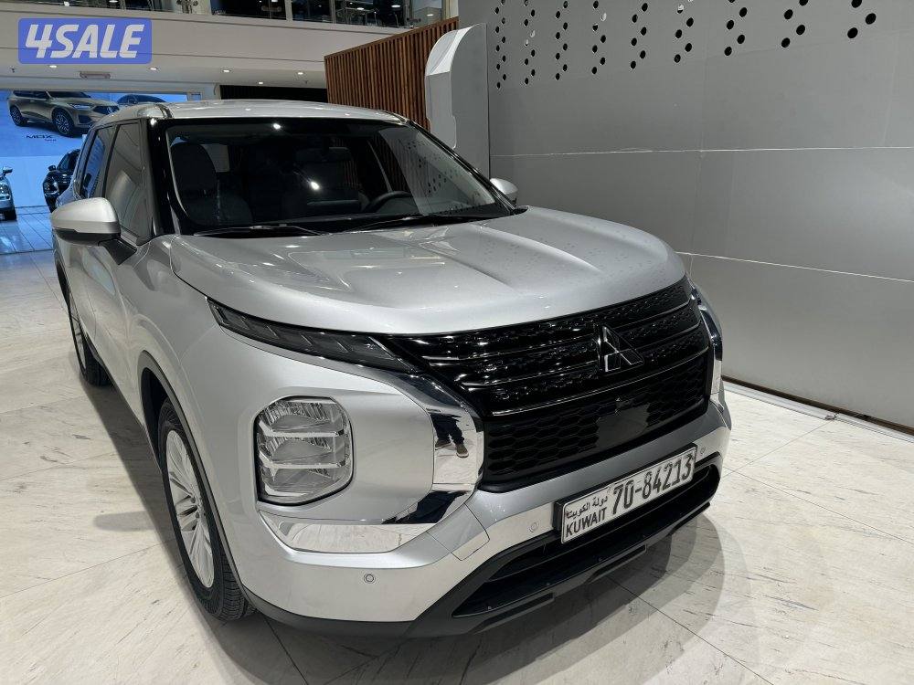 Mitsubishi Outlander1