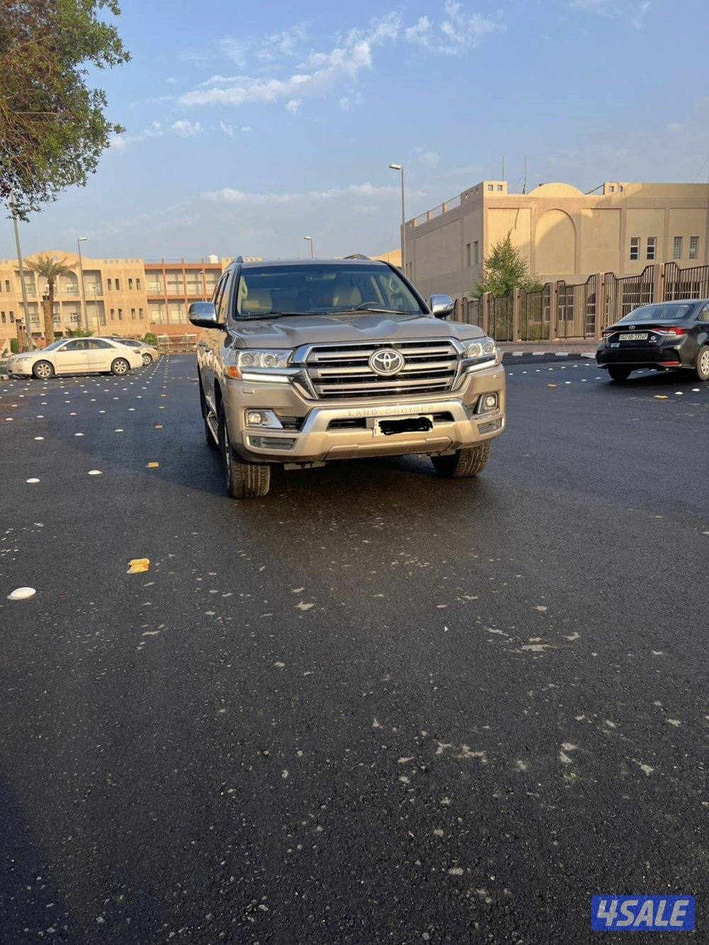 للبيع لاند كرورزر 2017 GXR V89