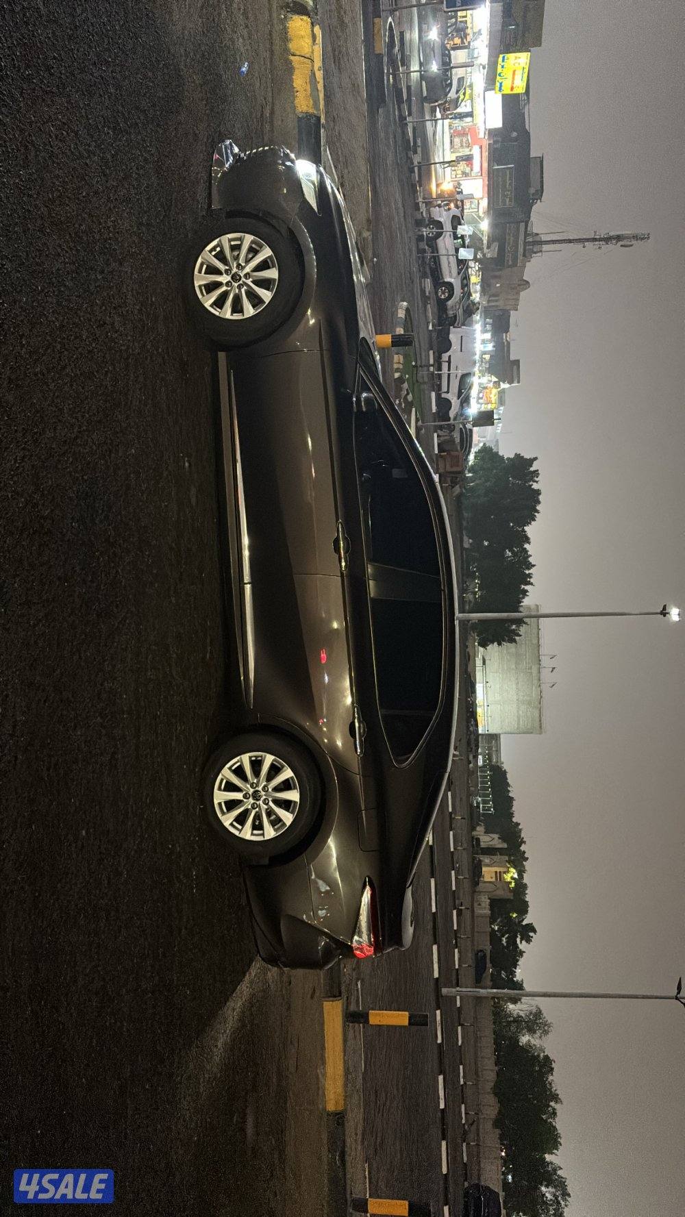 للبيع كامري ٢٠١٩ وارد الساير1