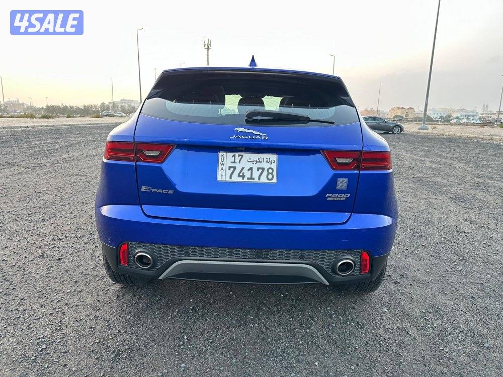 جاكوار E Pace موديل ٢٠١٩ بحالة الوكالة5