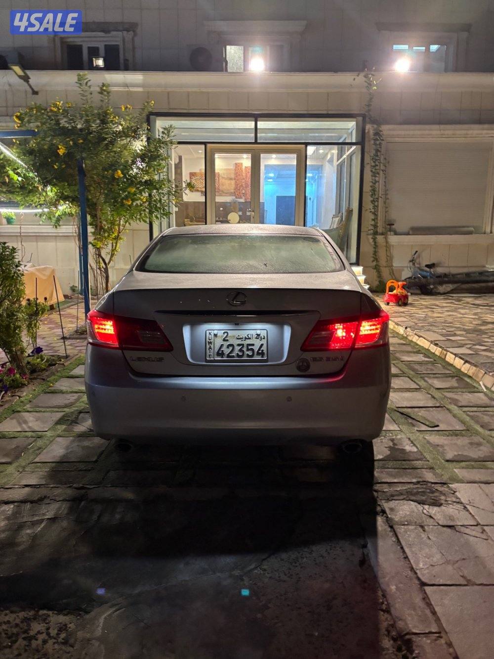 للبيع لكزس ٢٠١٠ المالك الثاني الموتر فحصه مرفق قير مكينه ٧٠ شاصي جيد4