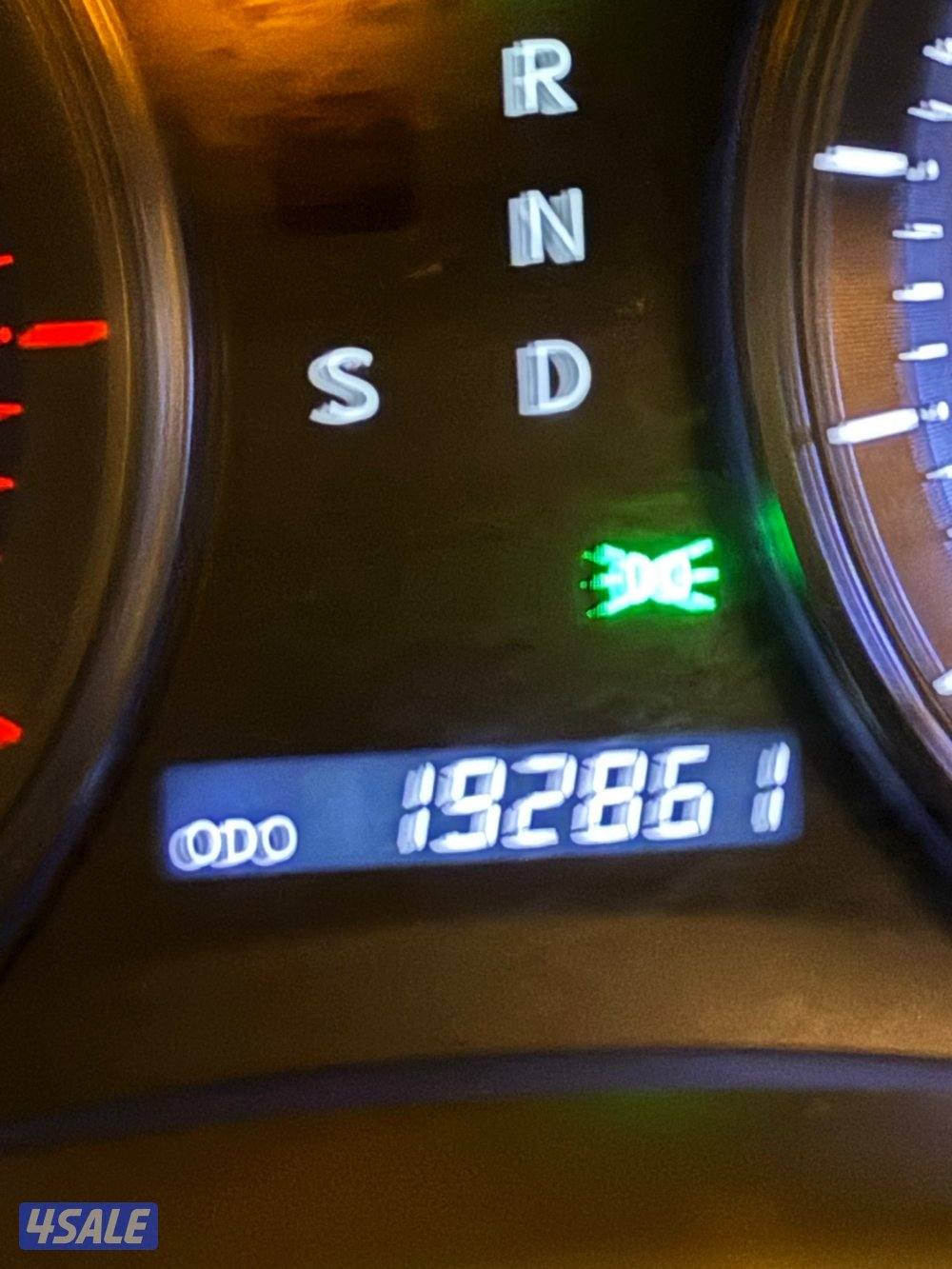 للبيع لكزس ٢٠١٠ المالك الثاني الموتر فحصه مرفق قير مكينه ٧٠ شاصي جيد11