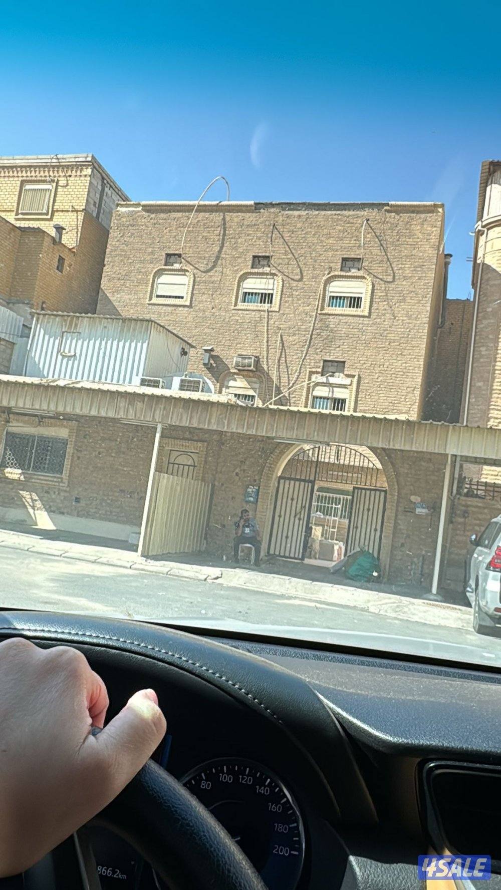 بنا مساح سمجيا تكسيرابواب وأطول0