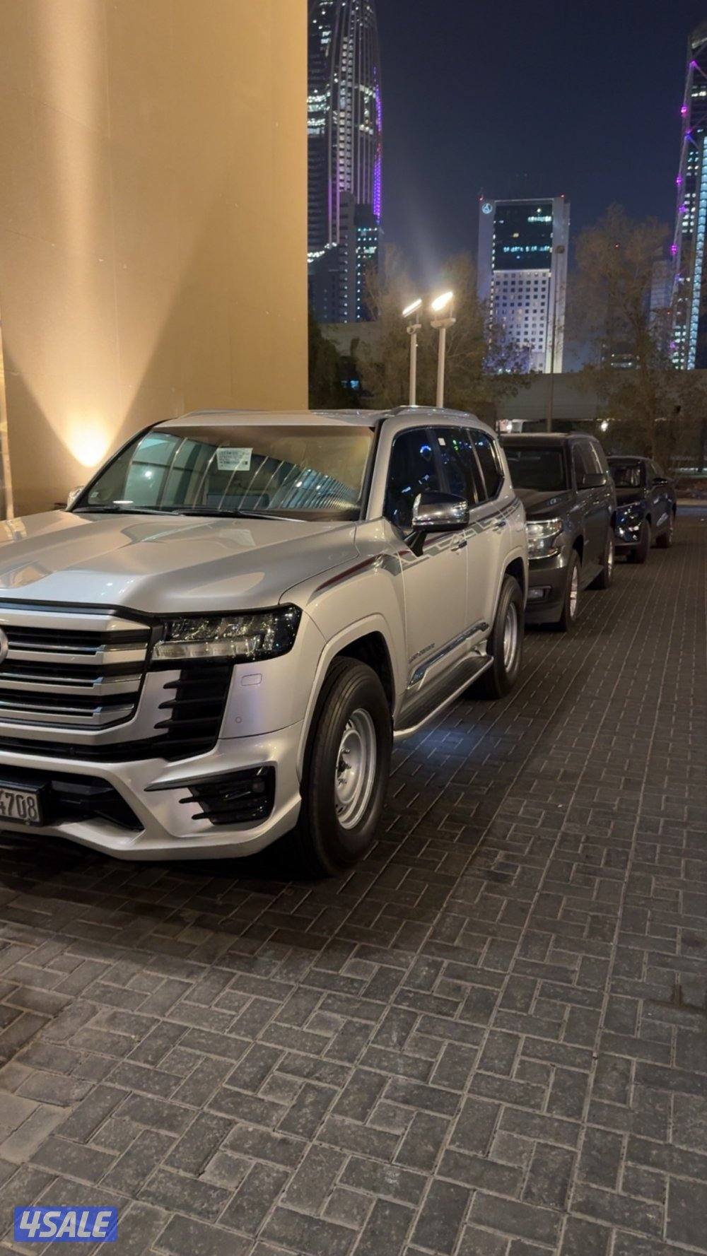 للبيع ٤ رنقات حجم ١٧ هلل ٦ براغي مع بوالينهم0