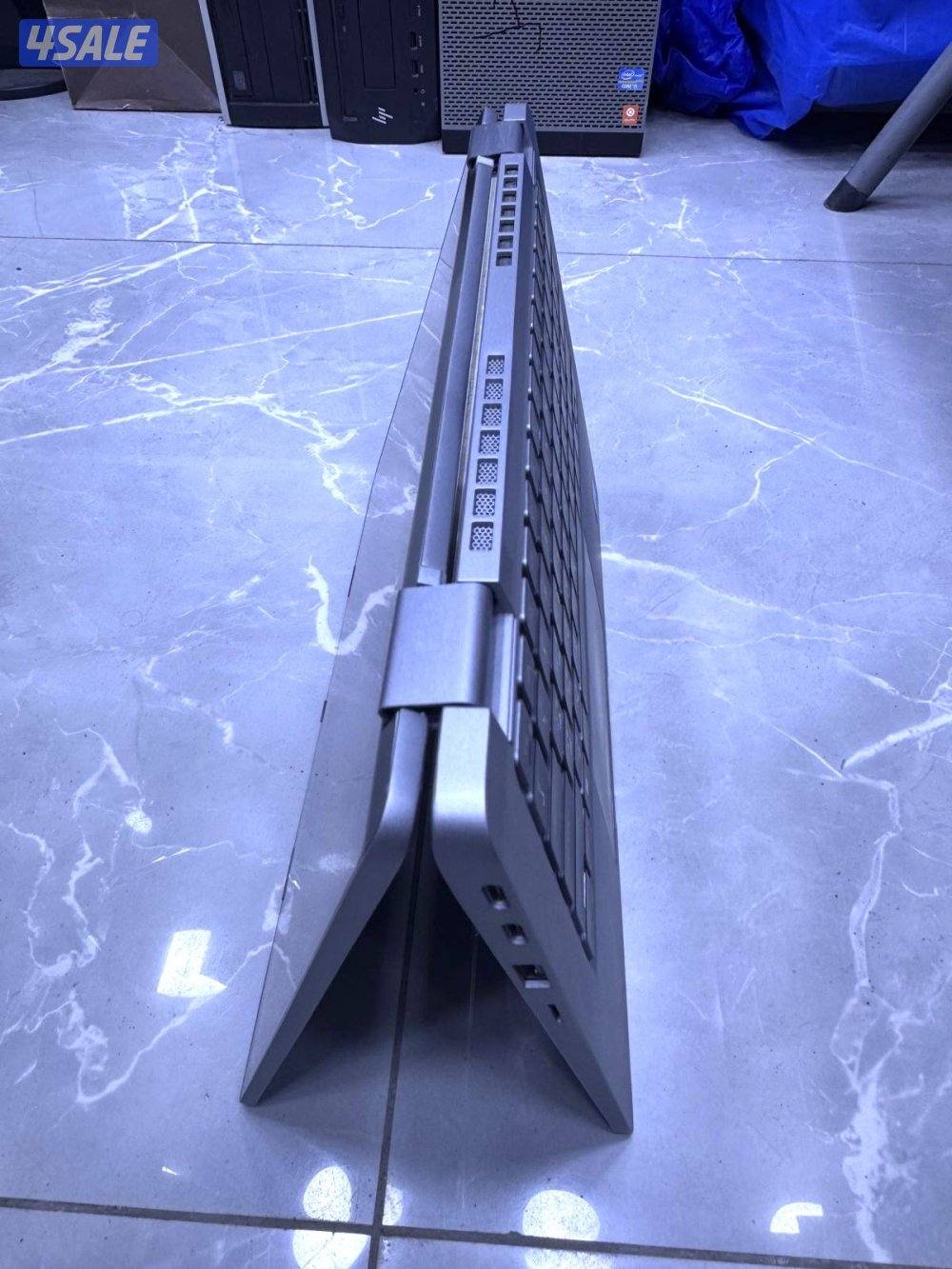 للبيعDELL LATITUDE 5330. X360 convertable بحالة كالجديد3