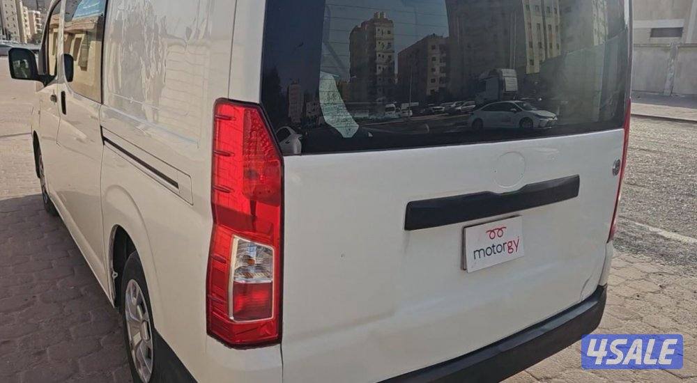 باص تويوتا هايس 2020 بحالة ممتازة جير عادي سيرفس منتظم - بيعة سريعة6