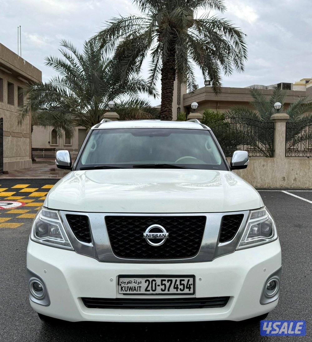 بحالة ممتازة جدا جيب نيسان باترول بلاتينيوم 2012 البابطين صبغ الوكالة1