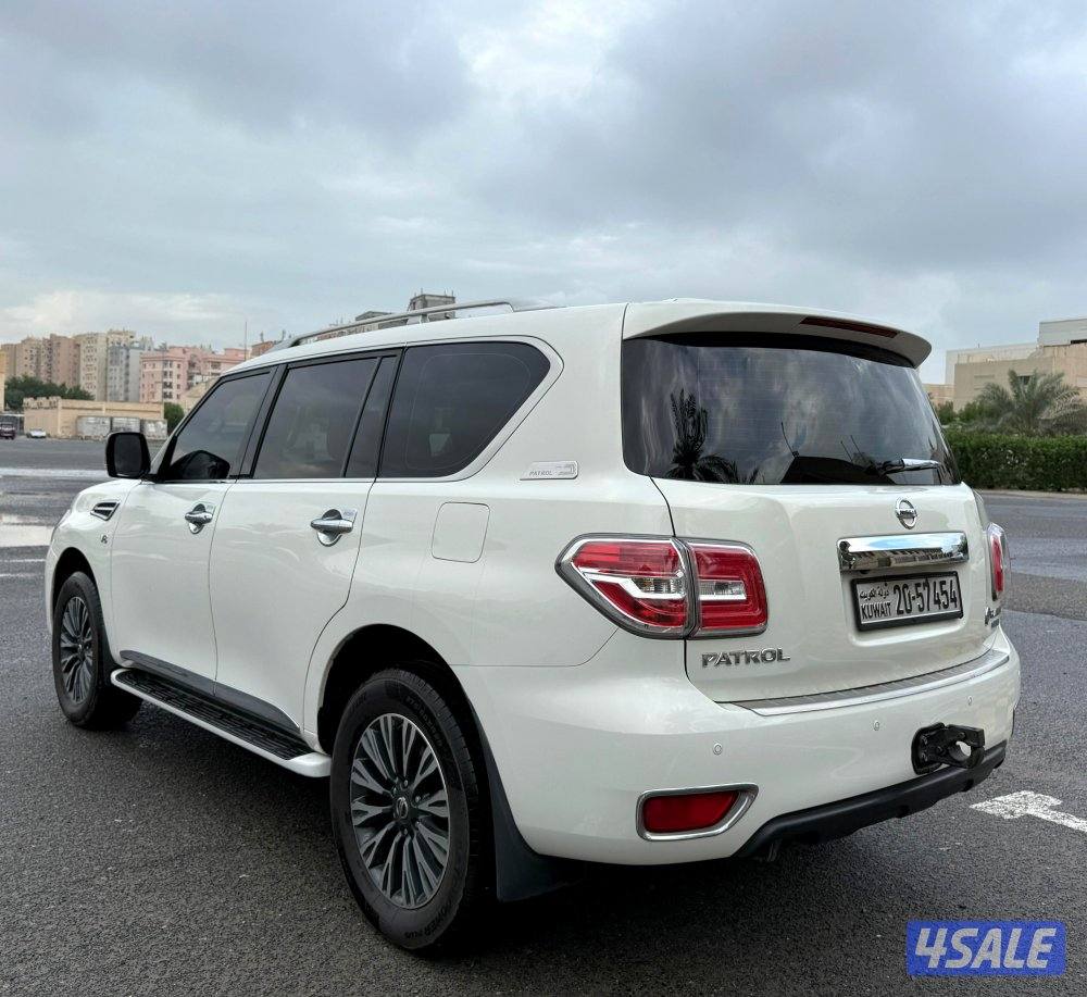 بحالة ممتازة جدا جيب نيسان باترول بلاتينيوم 2012 البابطين صبغ الوكالة5