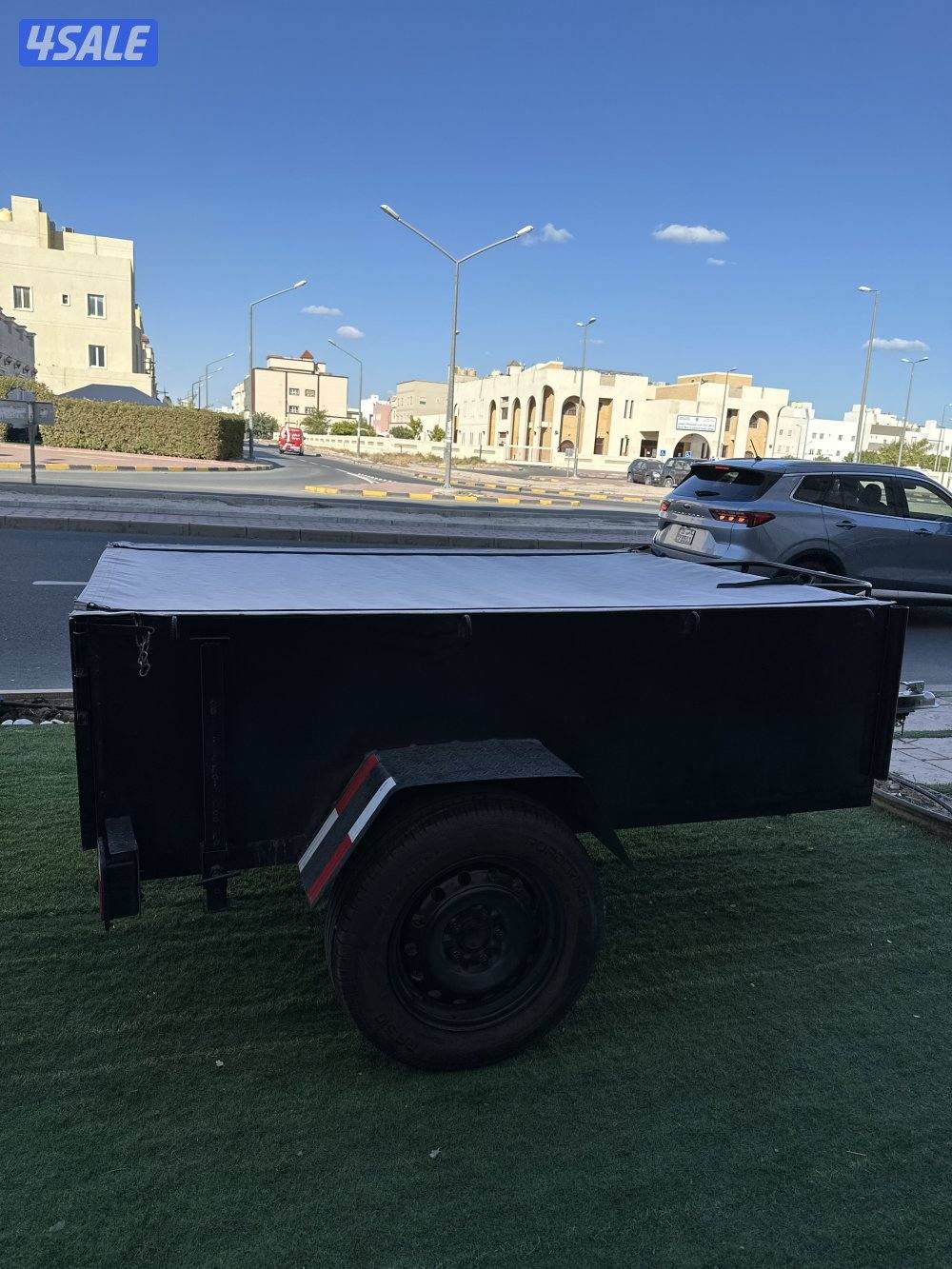 عربانة قلص طول مترين بعرض متر ونص والسعر ٢٠٠ قابل للتفاوض9