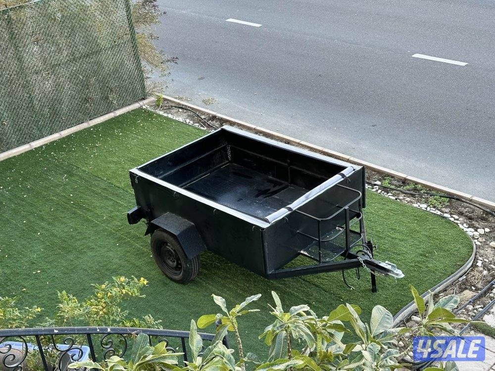 عربانة قلص طول مترين بعرض متر ونص والسعر ٢٠٠ قابل للتفاوض10