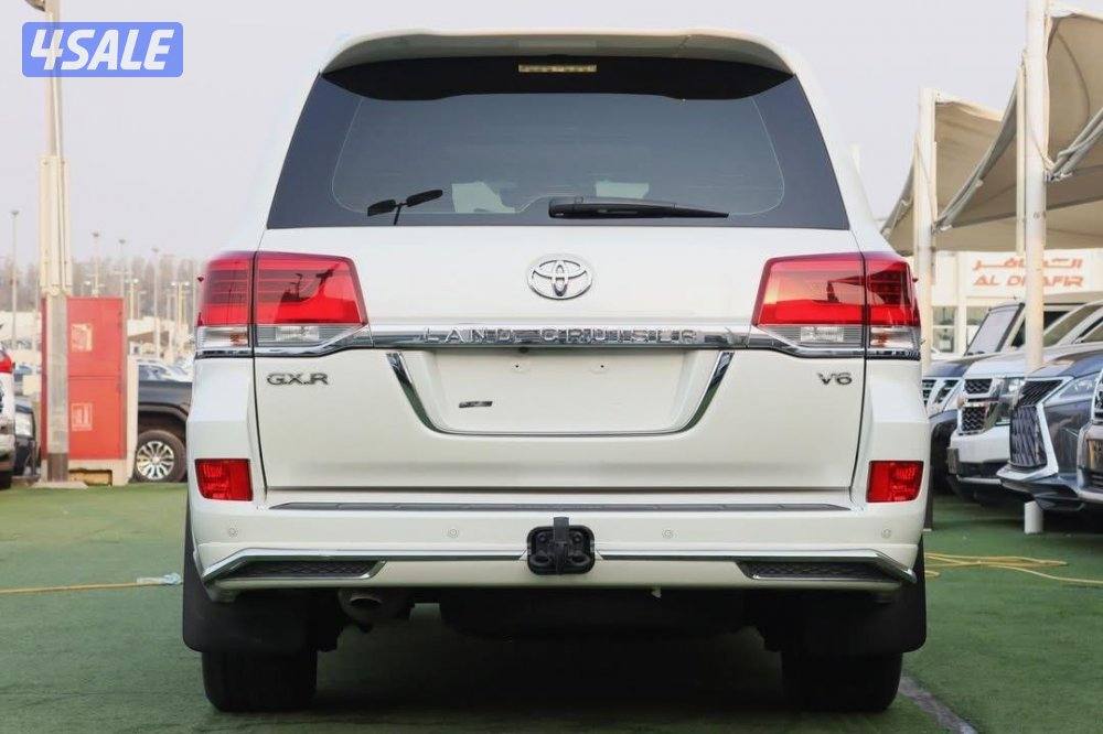 لاندكروزر2017GXR وكاله البحرين تصدير الى الكويت الاعلان واضح3