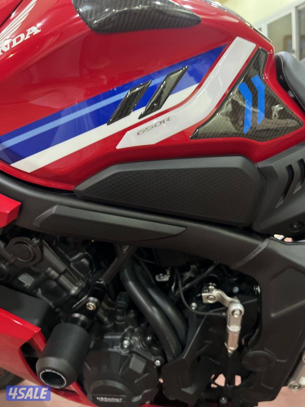 2025 Honda CBR 650R11