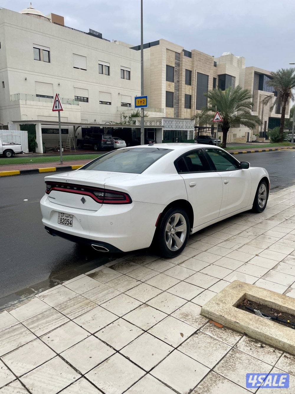 للبيع شارجر1