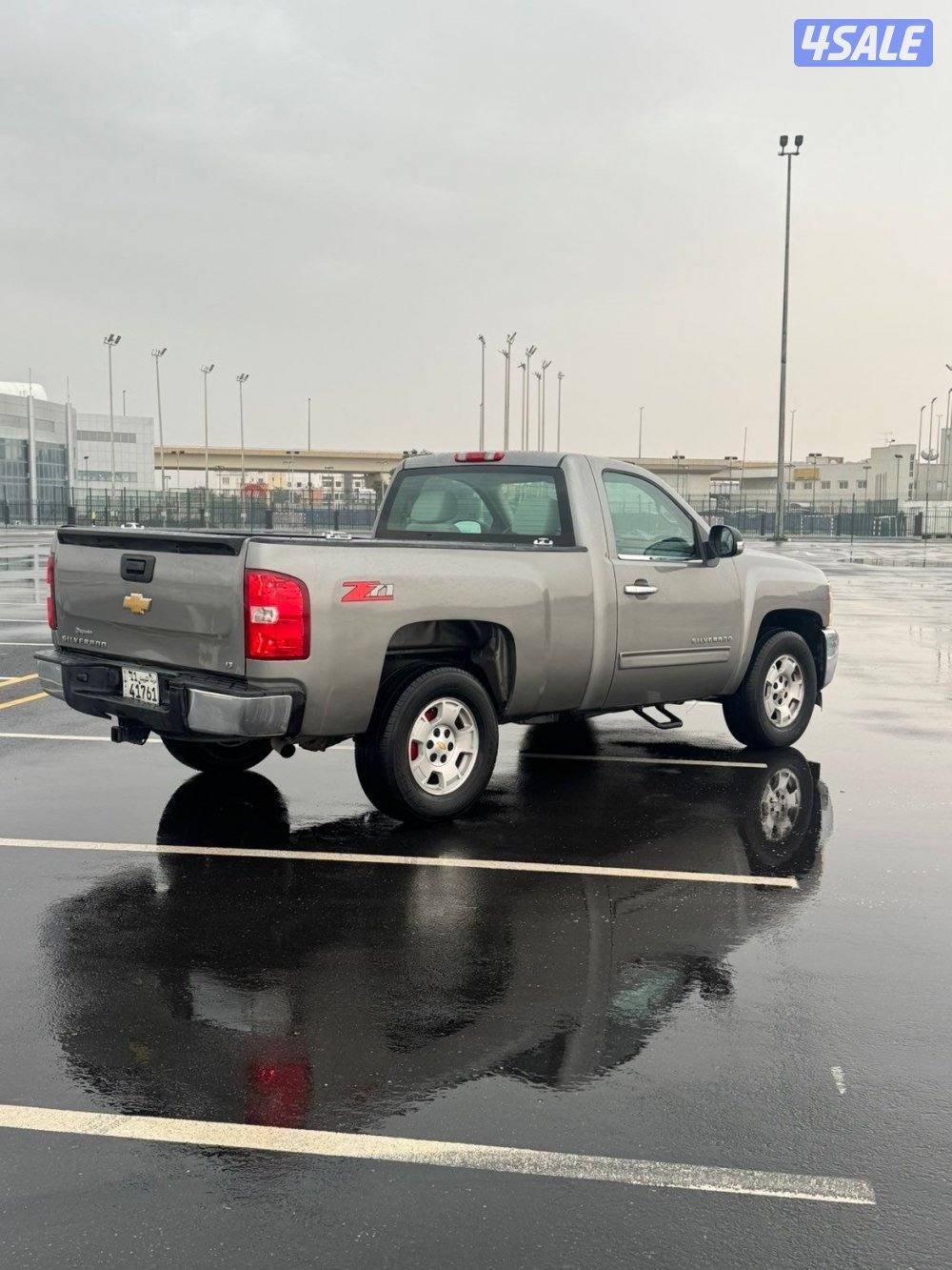 للبيع وانيت سلفرادو٢٠١٣4