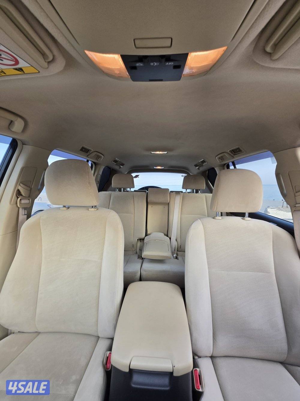 عن الفخامة أتحدث 🌟

للبيع برادو 2016 TXL

6 سلندر اللون ابيض  .13