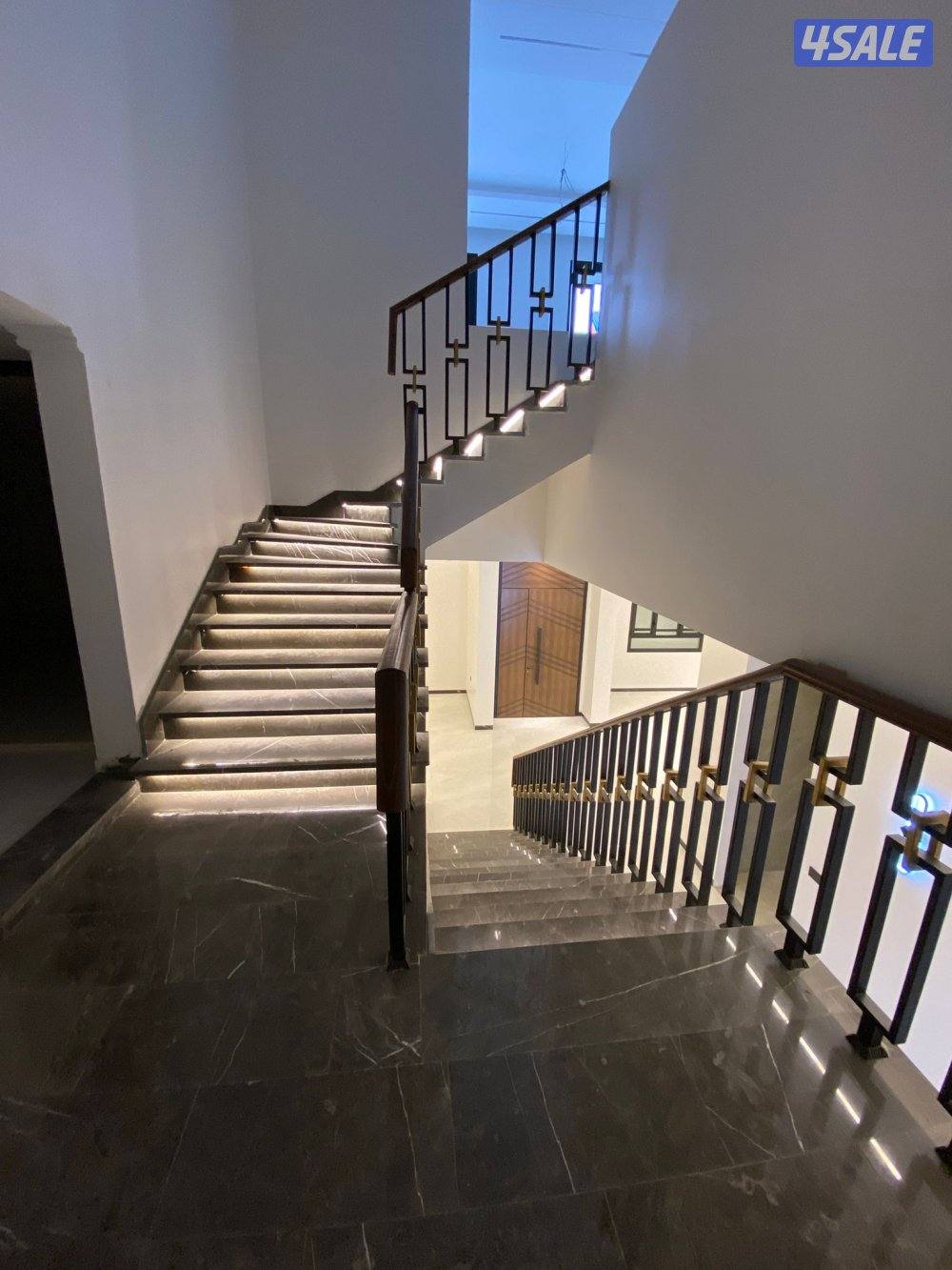 جابر الاحمد جديد اول ساكن دوبلكس دورين تشطيب سوبر ديولكس الارضي صاله ا5