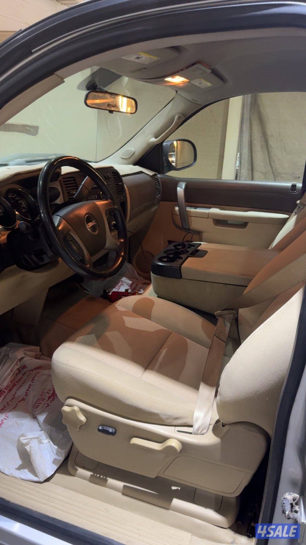 للبيع سيرا موديل 2013 شرط الفحص للعلم شاصي مو جيد لايواثر بالاستعمال2