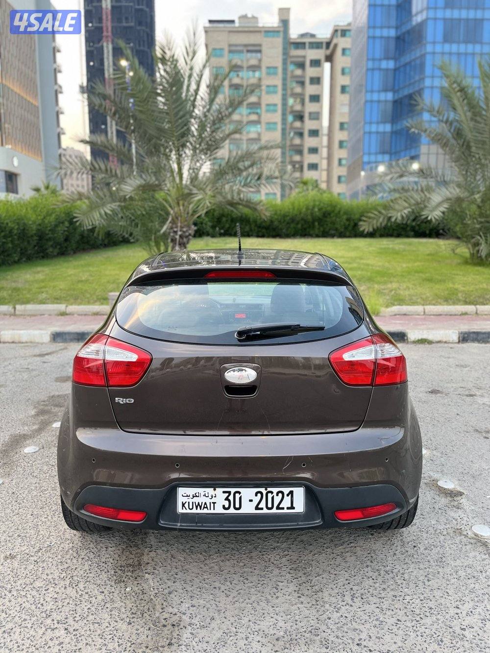 كيا ريو موديل 2014 كامل الموصفات صبغ وكالة عداد 102 الف شرط الفحص5
