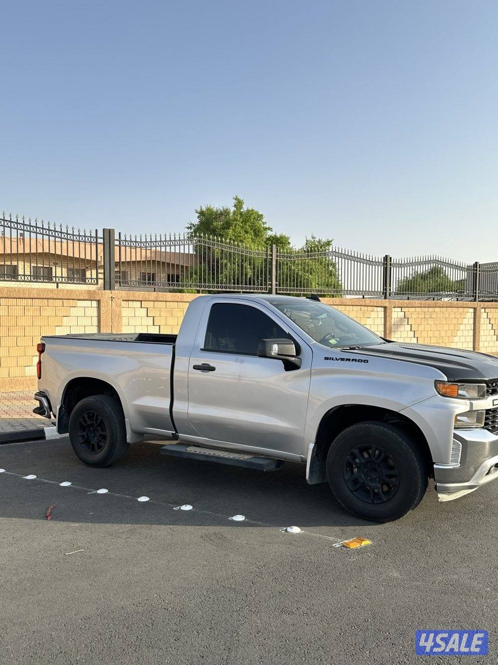 سلفرادو 2021 ماشي 116 كبوت اسود من الوكاله9