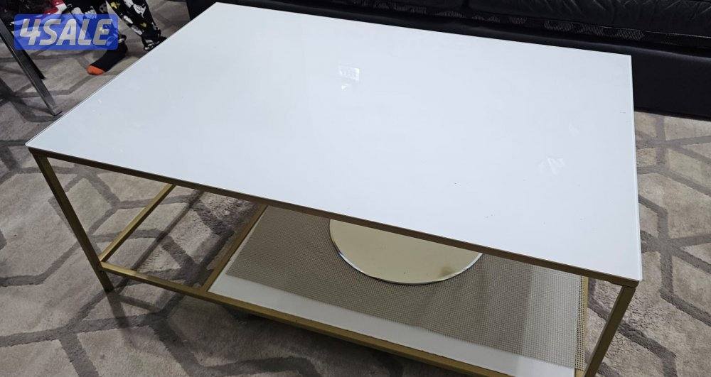 White Small Table - Ikea1