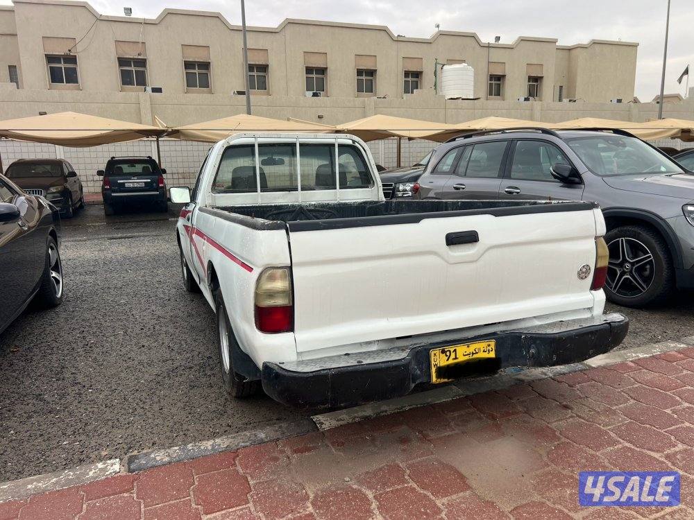 للبيع وأنيت ميتسوبيشي موديل 2004 نظيف ، تم عمل تصفيه و تواير جديده2