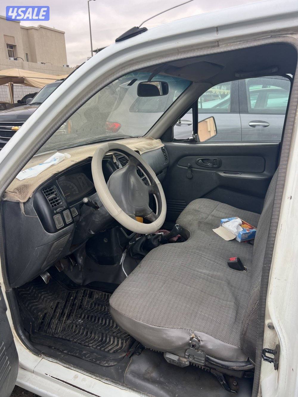 للبيع وأنيت ميتسوبيشي موديل 2004 نظيف ، تم عمل تصفيه و تواير جديده4