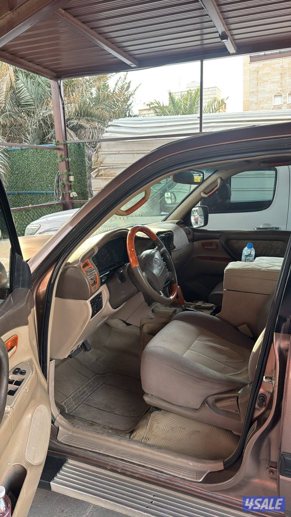 للبيع لاند كروزر مديل ١٩٩٨1