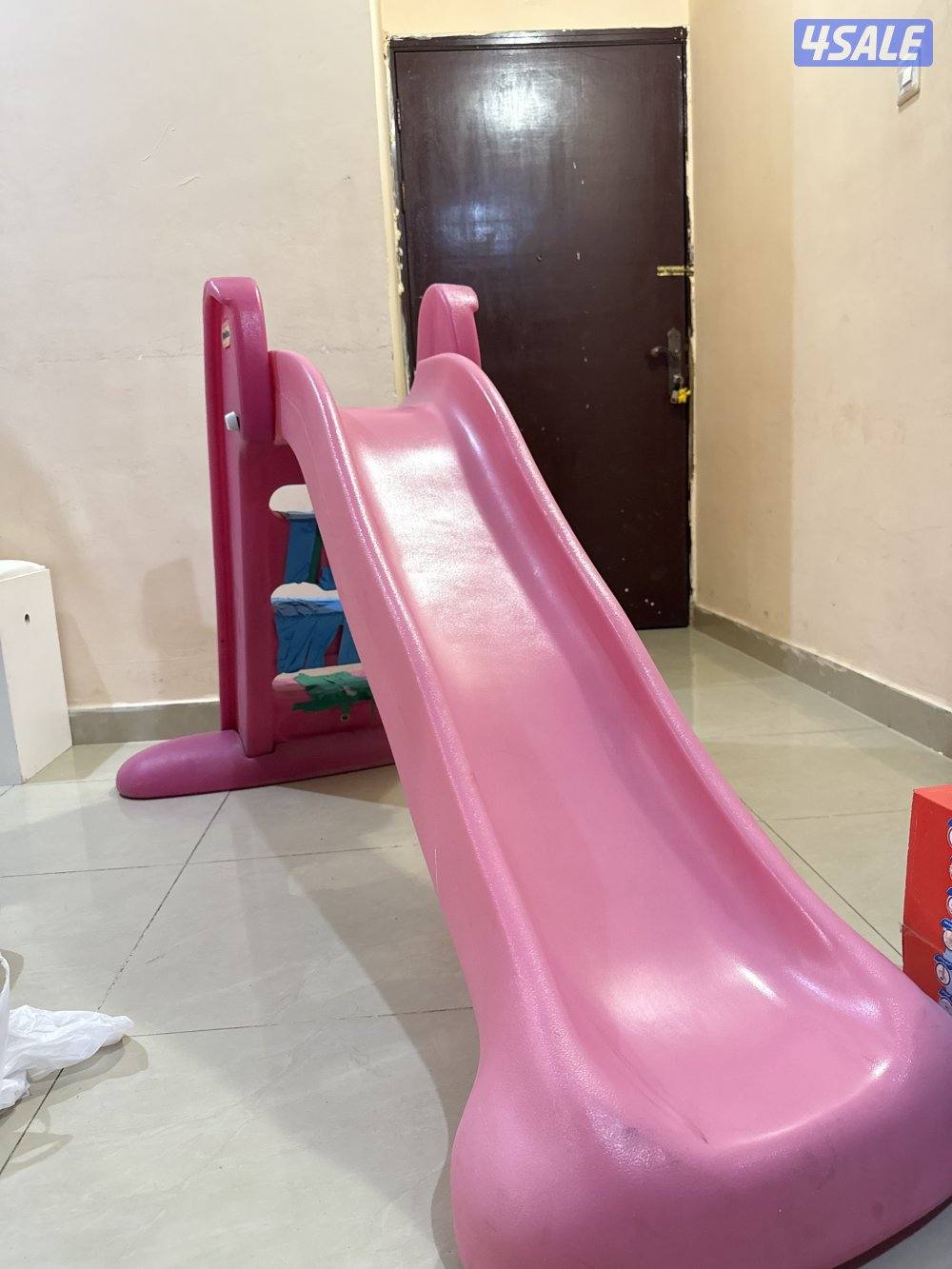 للايجار فتره مؤقته مفروشه بالكامل سريرين غرفه كبيره وصاله وحمام كبار5