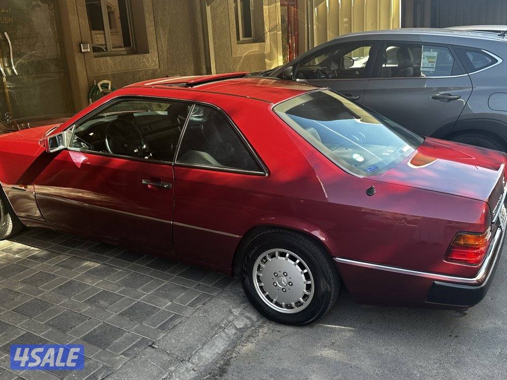 مرسيدس 300 ce كوبيه مميزه ولاملاحظه بحالة ممتازه للجادين8