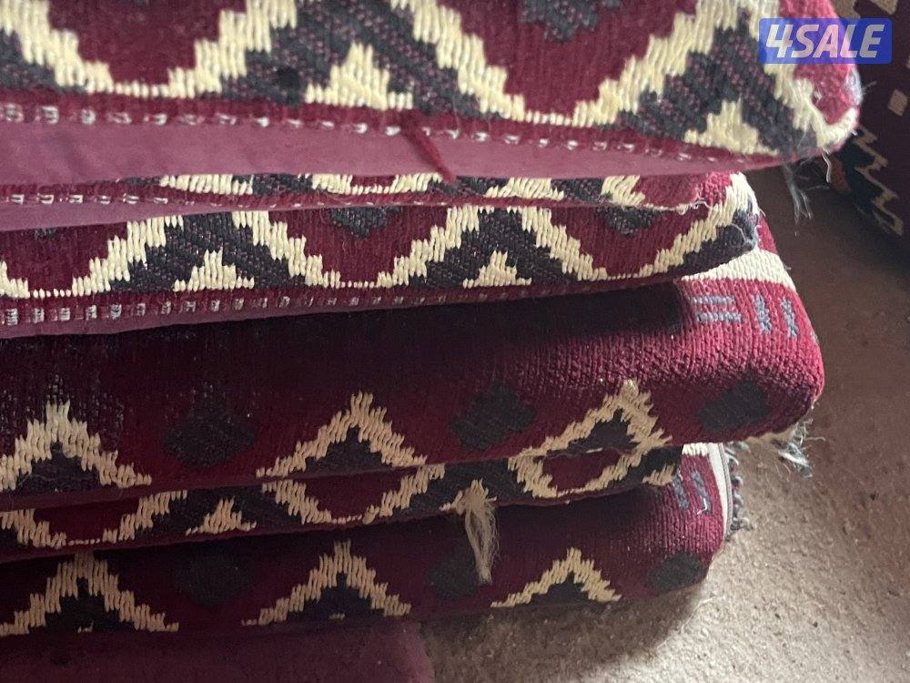 مخاد مع فرشه0