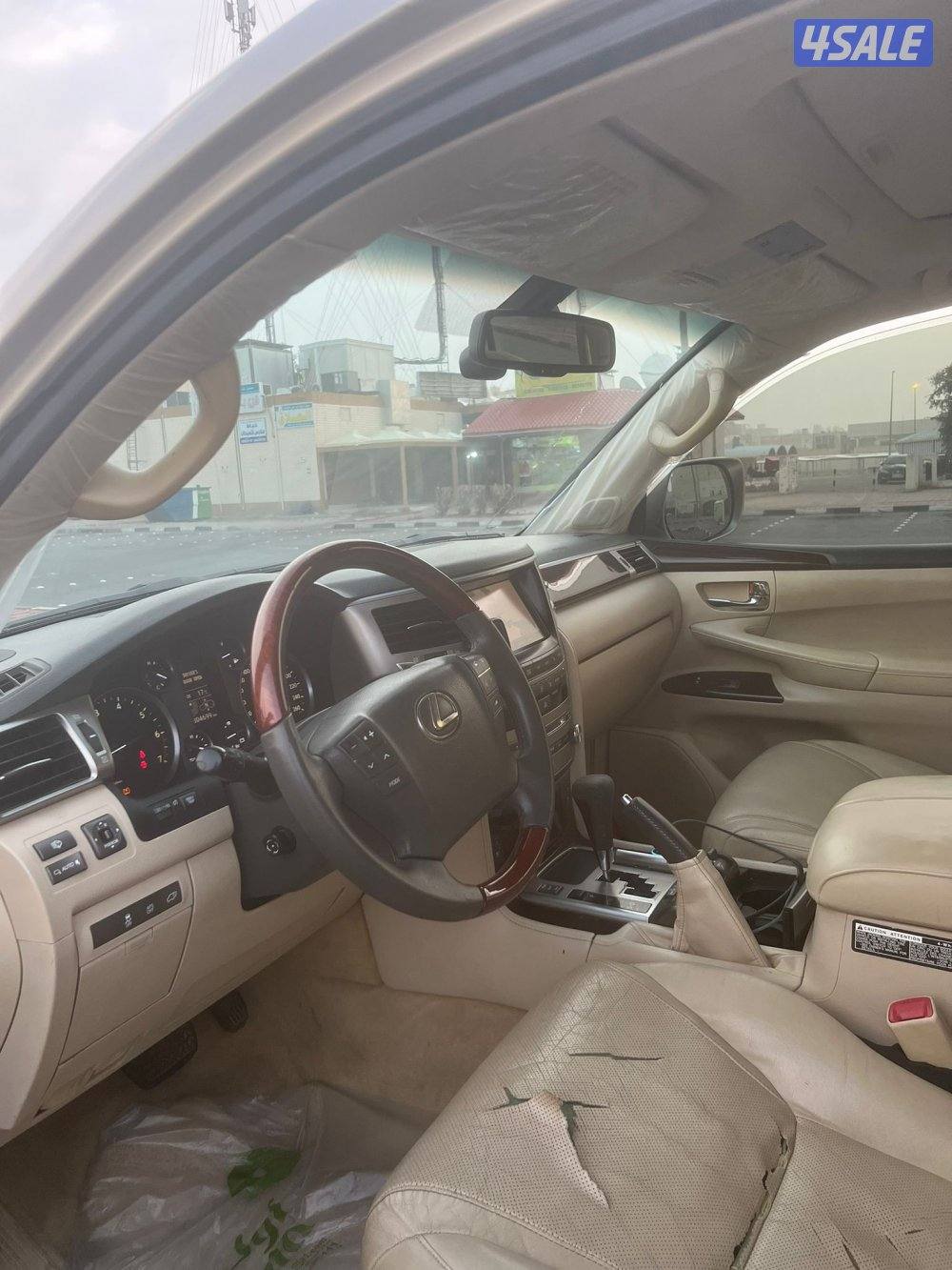 جيب لكزس الساير الدرجة الاولى6