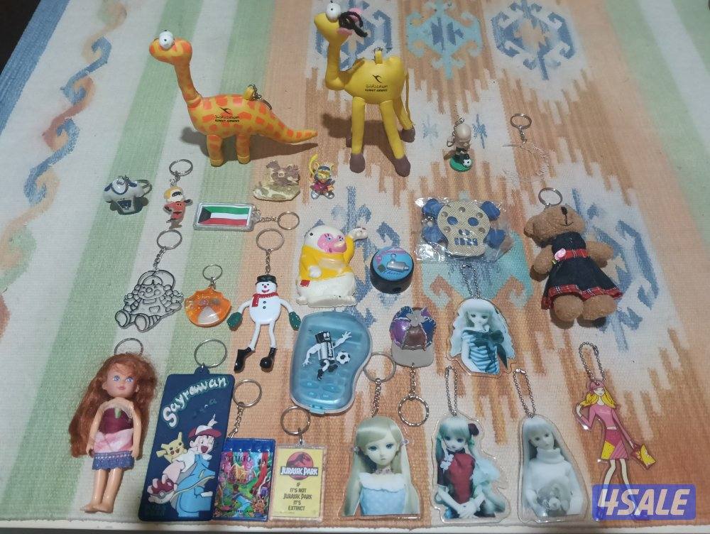 مجموعة مقتنيات قديمة بحالة ممتازة14