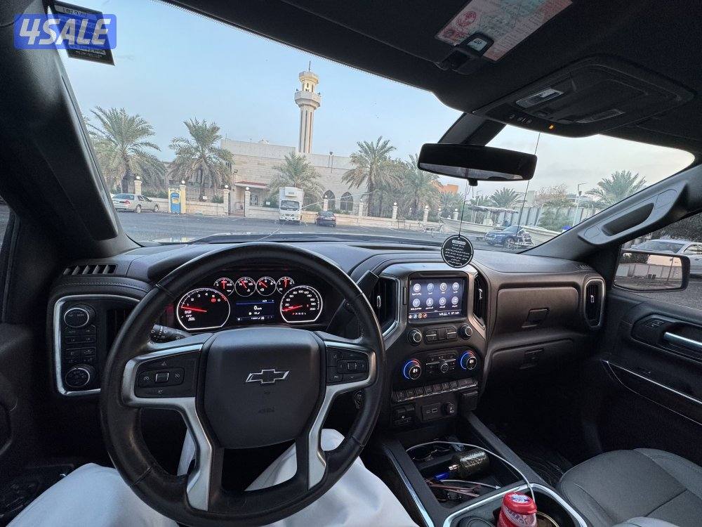 للبيع سلفرادو TRAIL BOSS Z71 ٢٠٢١8