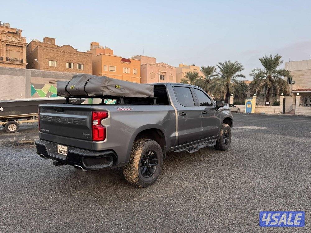 للبيع سلفرادو TRAIL BOSS Z71 ٢٠٢١2